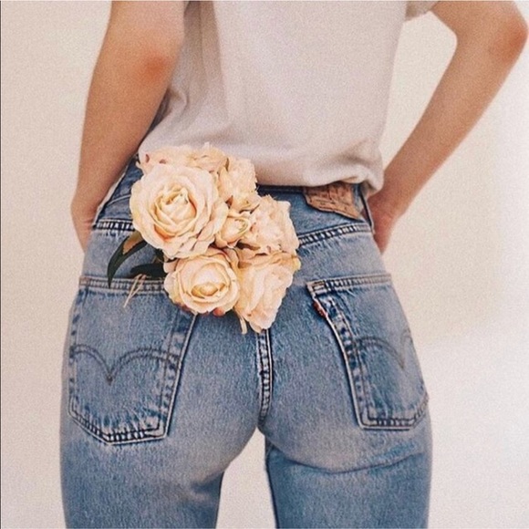 Levi's Denim - Gorgeous High Waist Levi’s Mom Jeans Size 29